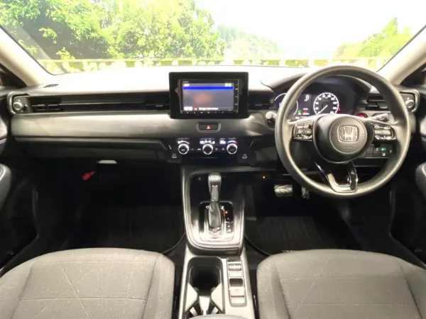 2021 Honda Vezel — photo 2 | Tuminion Kenya