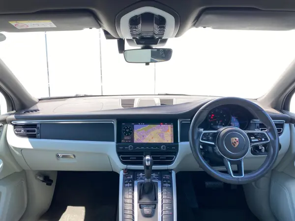 2019 Porsche Macan — photo 2