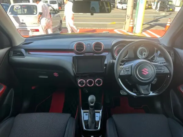 2023 Suzuki Swift — photo 9 | Tuminion Kenya