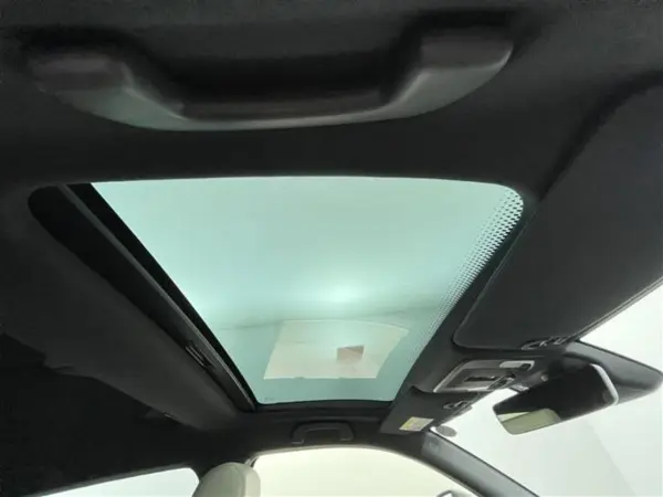 2021 Honda Vezel — photo 3 | Tuminion Kenya