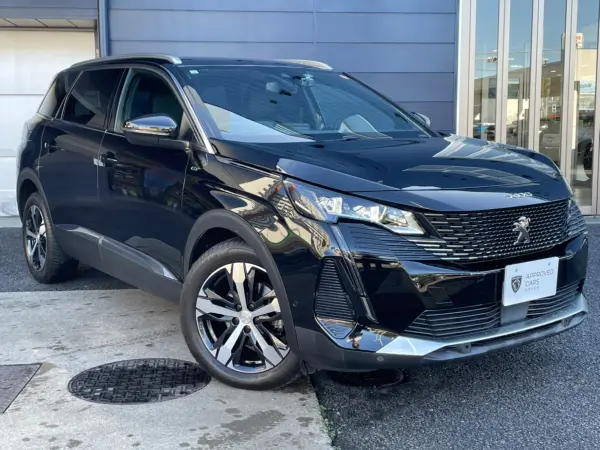 2021 Peugeot 5008 — photo 2