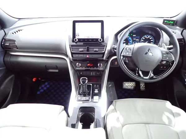 2022 Mitsubishi Eclipse Cross — photo 8 | Tuminion Kenya