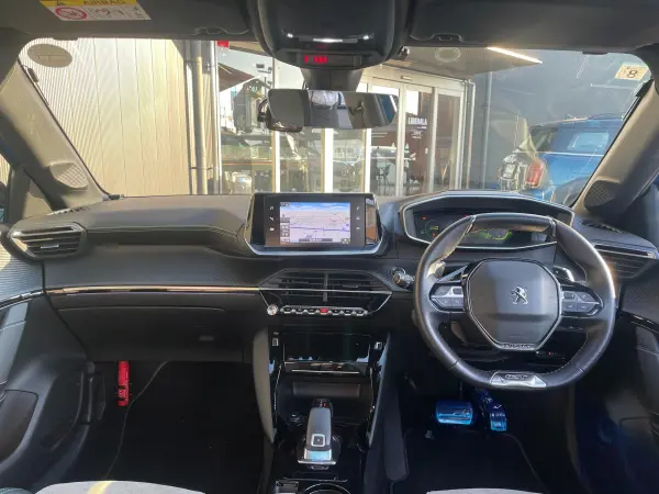 2020 Peugeot 208 — photo 3