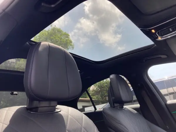 Mercedes-Benz E-Class E220 d Avantgarde AMG Line Package (ISG equipped model) Diesel Turbo MP202401 E220d Avantgarde High-Tech Silver Nappa Leather Black AMG Line Package Advanced Package Digital Interior Package Leather Exclusive Package Diesel Turbo MBUX (High-Tech Silver) — photo 9