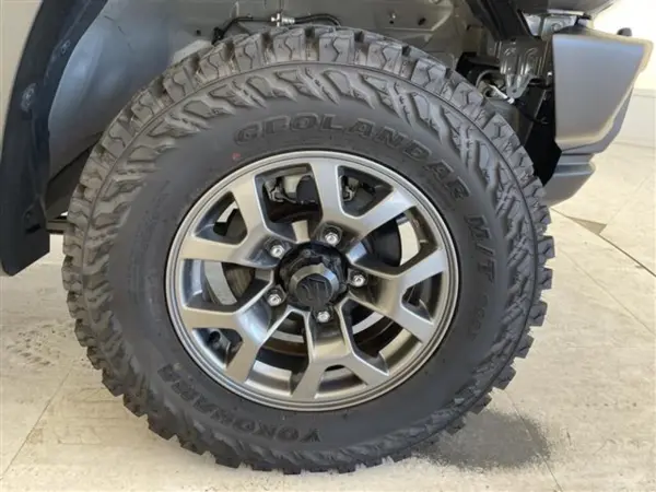 Suzuki Jimny Sierra 1.5 JC 4WD — photo 9