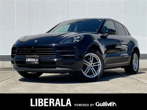 Porsche Macan PDK 4WD Sport Chrono Package Entry & Drive System ACC Driving Mode 8-way Power Seat 360° Camera Blind Spot Lane Change Assist Hill Assist USB Half Leather Seat Power Tailgate 4-eye LED Light (Black)