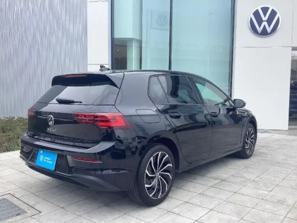 2024 Volkswagen Golf — photo 3 | Tuminion Kenya