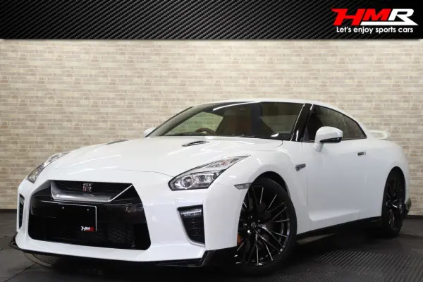 2019 Nissan Gt-r — photo 1