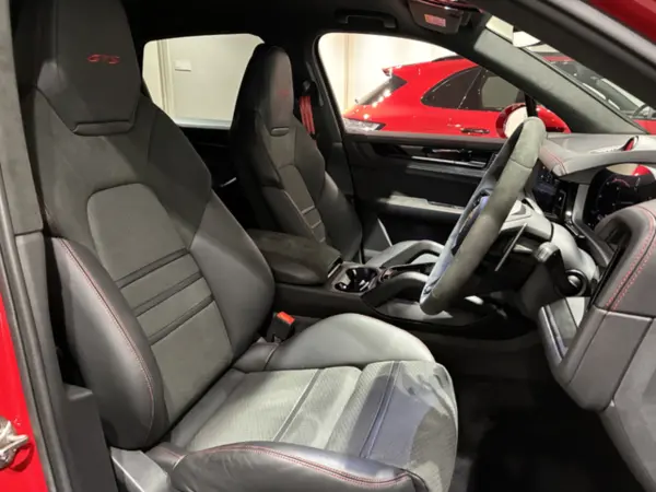Porsche Cayenne GTS Tiptronic S 4WD GTS Interior Package (Carmine Red) — photo 8