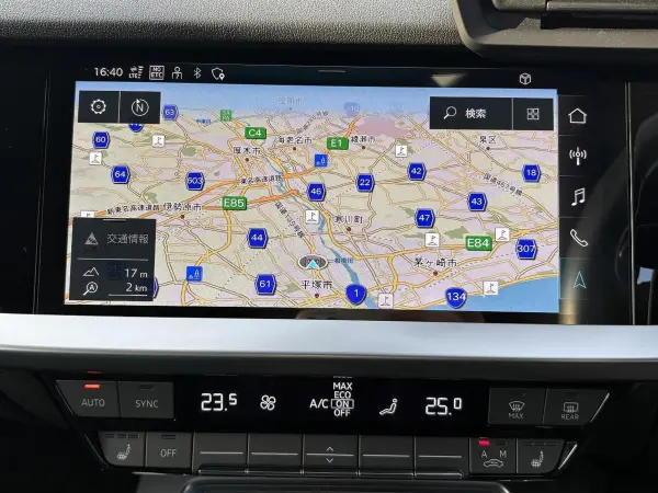 Audi A3 Sportback 30 TFSI Advanced Convenience & Assistance PKG Navigation PKG Wireless Charging Smartphone Integration ACC Lane Assist Hold Assist Seat Heater Virtual Cockpit TV Tuner 1 Owner (Glacier White Metallic) — photo 7