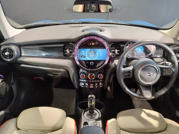 2023 Mini Cooper — photo 2