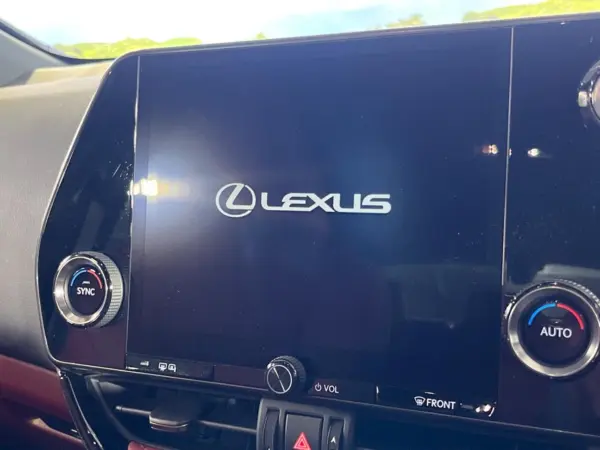 2023 Lexus Nx — photo 3