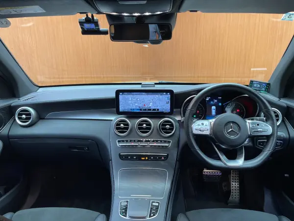 2020 Mercedes-benz Glc — photo 2