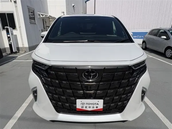Toyota Alphard Hybrid 2.5 Z E-Four 4WD — photo 8