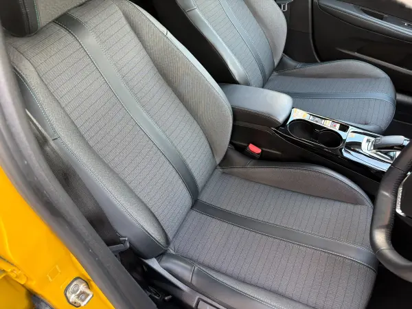 Peugeot 208 Allure — photo 9