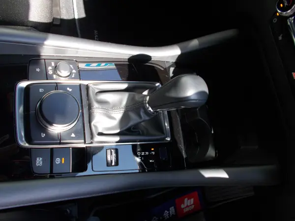2024 Mazda 3 Fastback — photo 2 | Tuminion Kenya