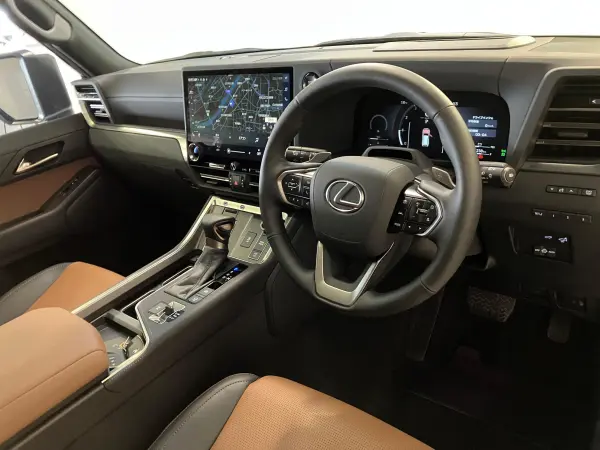 Lexus GX550 Version L 4WD 7-Seater Digital Inner Mirror Drive Recorder Equipped (Sonic Quartz) — photo 7