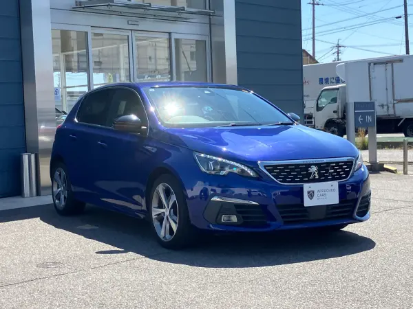 2019 Peugeot 308 — photo 2