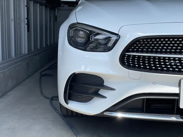 Mercedes-Benz E-Class E200 4Matic Sport (BSG Model) 4WD Glass Roof Burmester Premium Sound Navigation 360 Camera Front/Rear Dashcam Heated Seats Black Leather Memory Seats AMG 19" Wheels HUD Blind Spot Spare Key Non-Smoker (Polar White) — photo 8