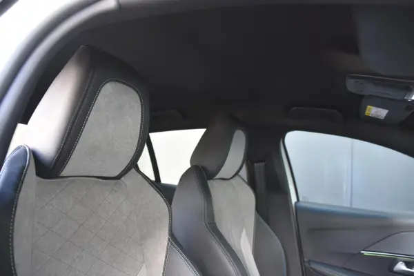 Peugeot 208 GT Line ACC — photo 7
