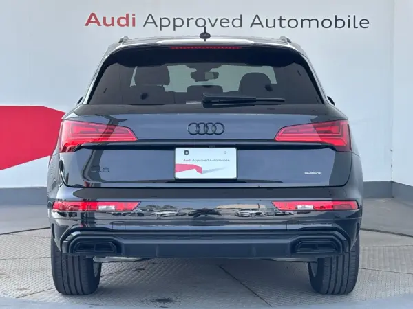 Audi Q5 40 TDI Quattro S Line Diesel Turbo 4WD Adaptive Air Suspension TV Tuner S line plus Package Black Styling Package Privacy Glass (Mythos Black Metallic) — photo 7