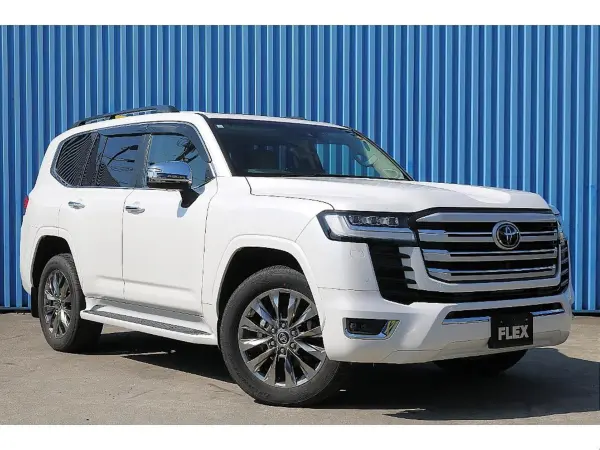 2024 Toyota Landrcuiser 300 — photo 7 | Tuminion Kenya