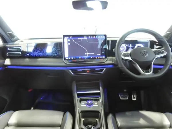 2024 Volkswagen Tiguan — photo 2