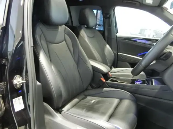 Volkswagen Tiguan eTSI R Line Luxury Package Certified Used Car Warranty Harman Kardon Sunroof Full Options (Deep Black Pearl Effect) — photo 8
