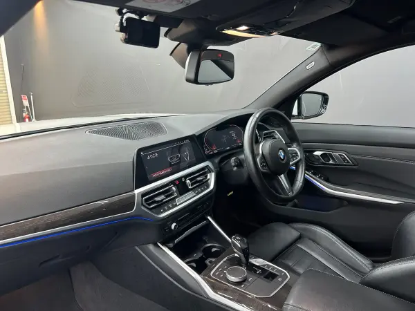 2019 Bmw 3 Series — photo 8 | Tuminion Kenya