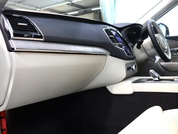 2024 Volvo Xc90 — photo 3