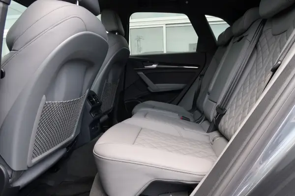 Audi SQ5 Quattro — photo 9
