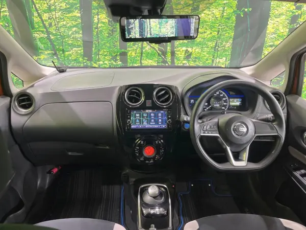 2019 Nissan Note — photo 2