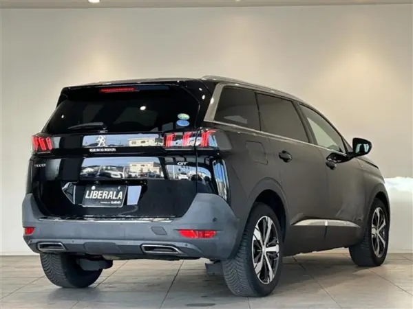 2021 Peugeot 5008 — photo 9 | Tuminion Kenya