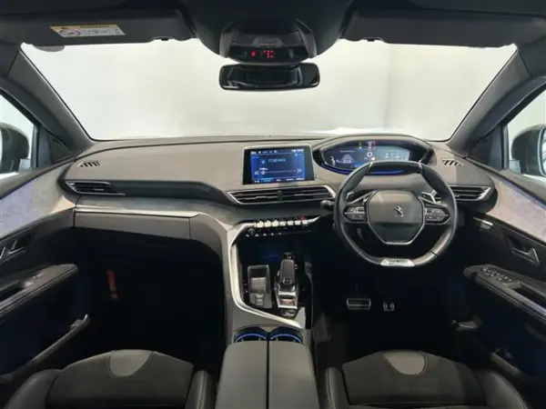 2021 Peugeot 5008 — photo 2 | Tuminion Kenya