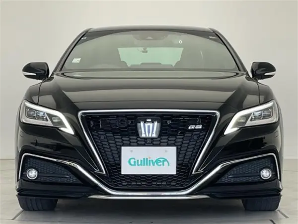 Toyota Crown Hybrid 2.5 RS — photo 9