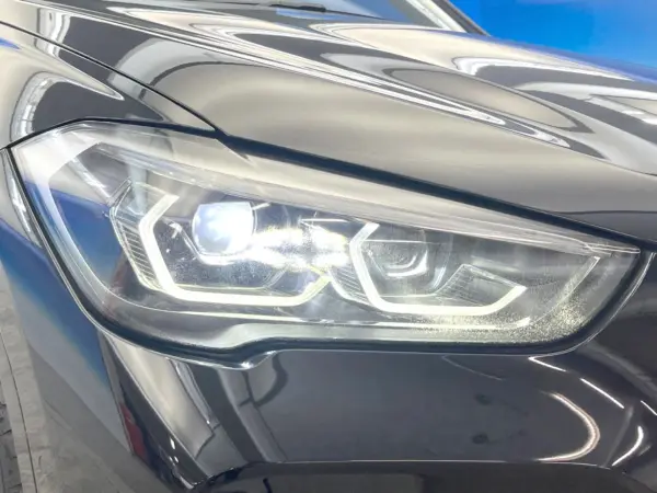 BMW X1 xDrive 18d M Sport 4WD — photo 8