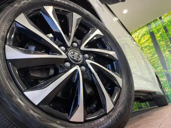 2023 Toyota Noah — photo 9 | Tuminion Kenya