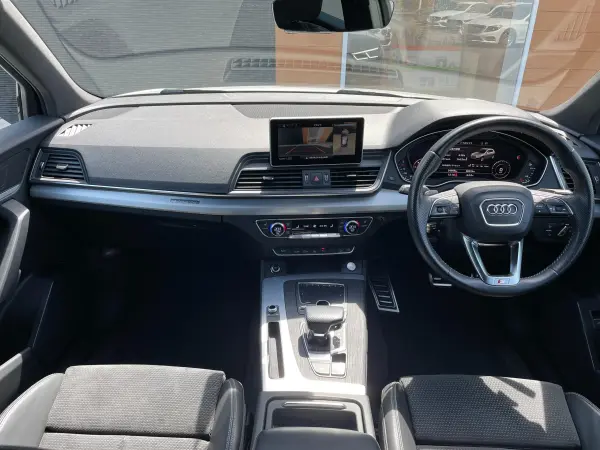 2020 Audi Q5 — photo 2