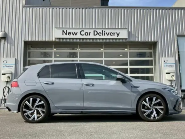 2022 Volkswagen Golf — photo 7 | Tuminion Kenya