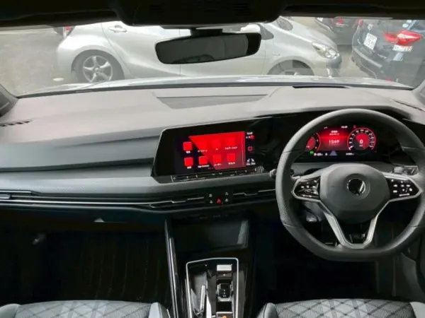 2022 Volkswagen Golf — photo 2 | Tuminion Kenya