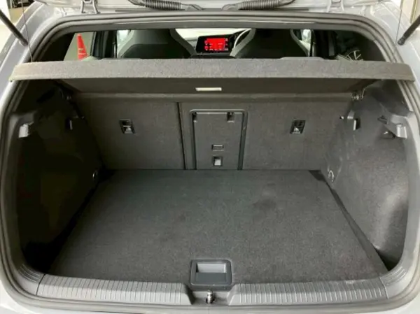 2022 Volkswagen Golf — photo 8 | Tuminion Kenya