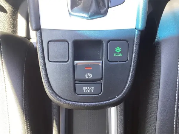 2022 Honda Fit — photo 7 | Tuminion Kenya