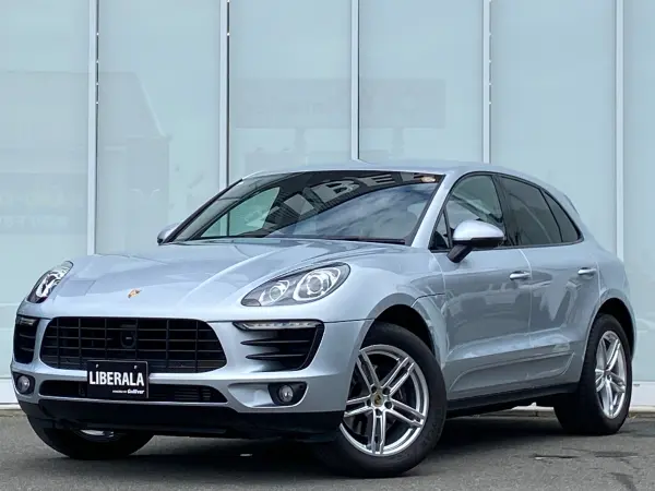 Porsche Macan PDK 4WD ACC LKA Porsche Entry Drive Semi Leather Seat Heater Genuine Navigation Bluetooth Carplay Backup Camera Side Camera Power Back Door Drive Recorder Genuine 19-inch Alloy Wheels ETC (Dolomite Silver Metallic) — photo 8