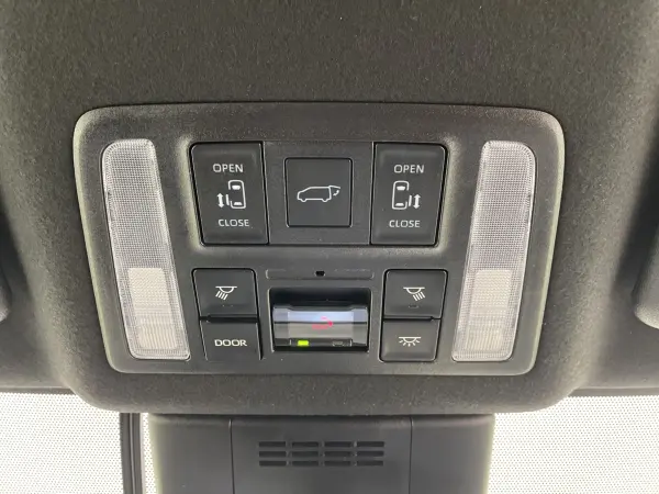 2023 Toyota Noah — photo 3 | Tuminion Kenya