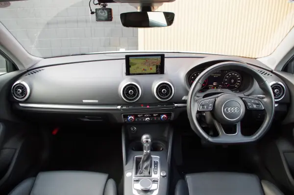 2020 Audi A3 Sportback — photo 2