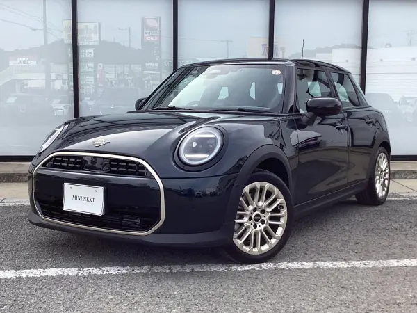 2025 Mini Cooper — photo 2