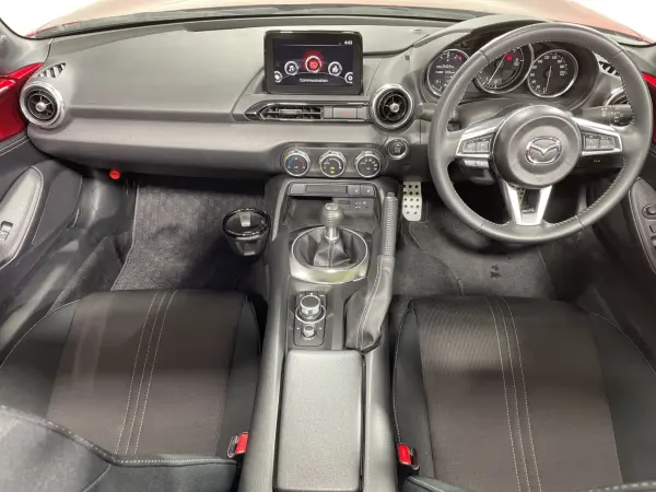 2020 Mazda Roadster — photo 2