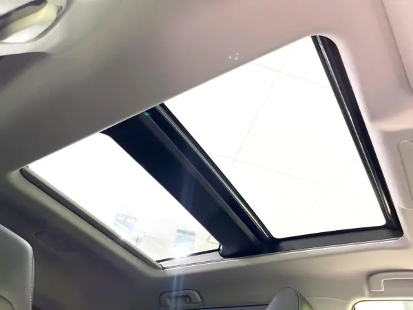 2024 Toyota  Rav4 — photo 3 | Tuminion Kenya