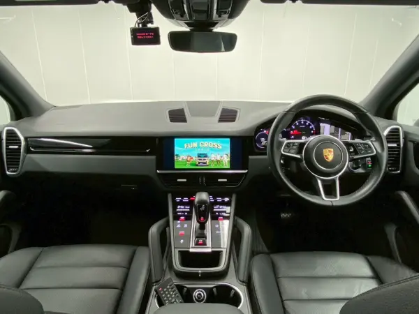 2019 Porsche Cayenne — photo 2 | Tuminion Kenya