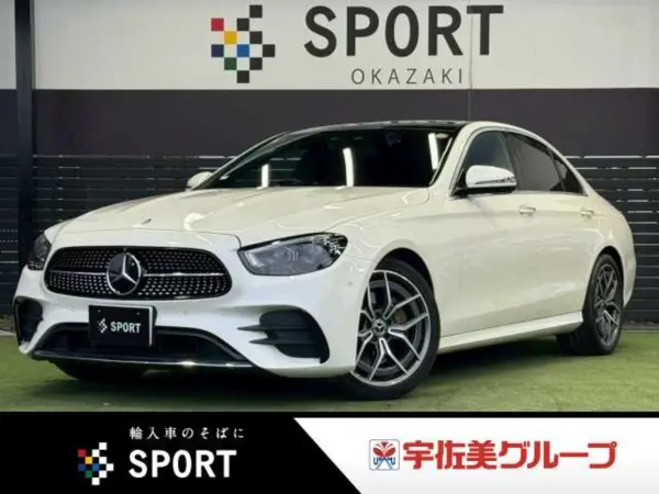 Mercedes-Benz E-Class E200 Sport (BSG Model) Sunroof/360 Camera/Burmester/HUD/ACC/BSM/Radar Cruise Control/Lane Keep Assist/Lane Change Assist/Parking Assist/Seat Heater/Seat Memory/Power Seat (Diamond White)
